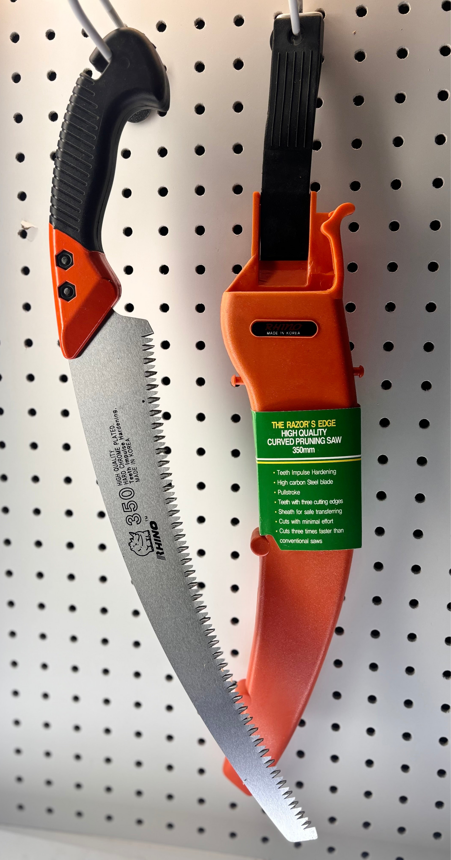 Rhino “The Razors Edge” 13.8”Curved Pruning Saw w/Scabbard