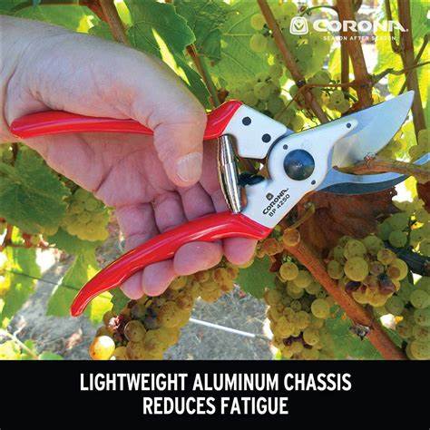 Corona BP 4250 Aluminum Bypass Pruner – 1-Inch Cutting Capacity